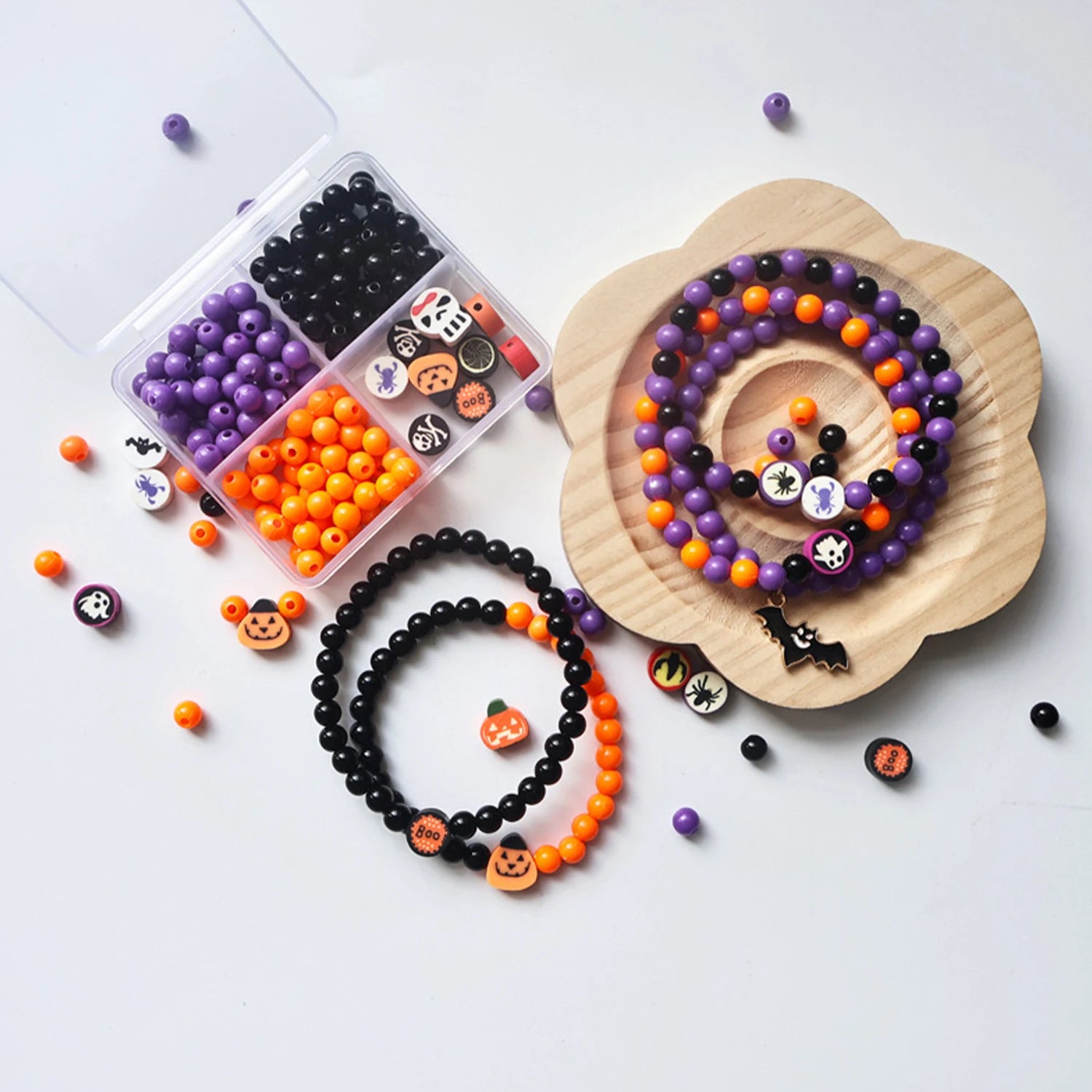 Halloween 4 grid beading set, DIY gift material bag set, resin hand-made beading set, for necklace jewelry making, holiday gifts